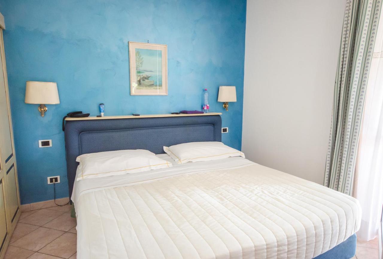Hotel Kursaal Passignano sul Trasimeno Zewnętrze zdjęcie