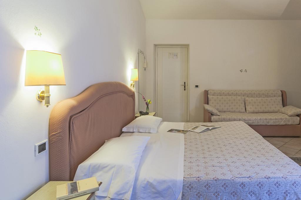 Hotel Kursaal Passignano sul Trasimeno Zewnętrze zdjęcie