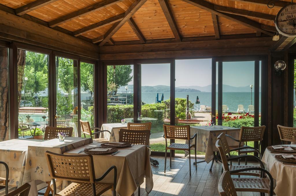 Hotel Kursaal Passignano sul Trasimeno Zewnętrze zdjęcie