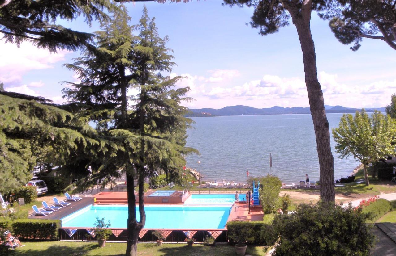 Hotel Kursaal Passignano sul Trasimeno Zewnętrze zdjęcie